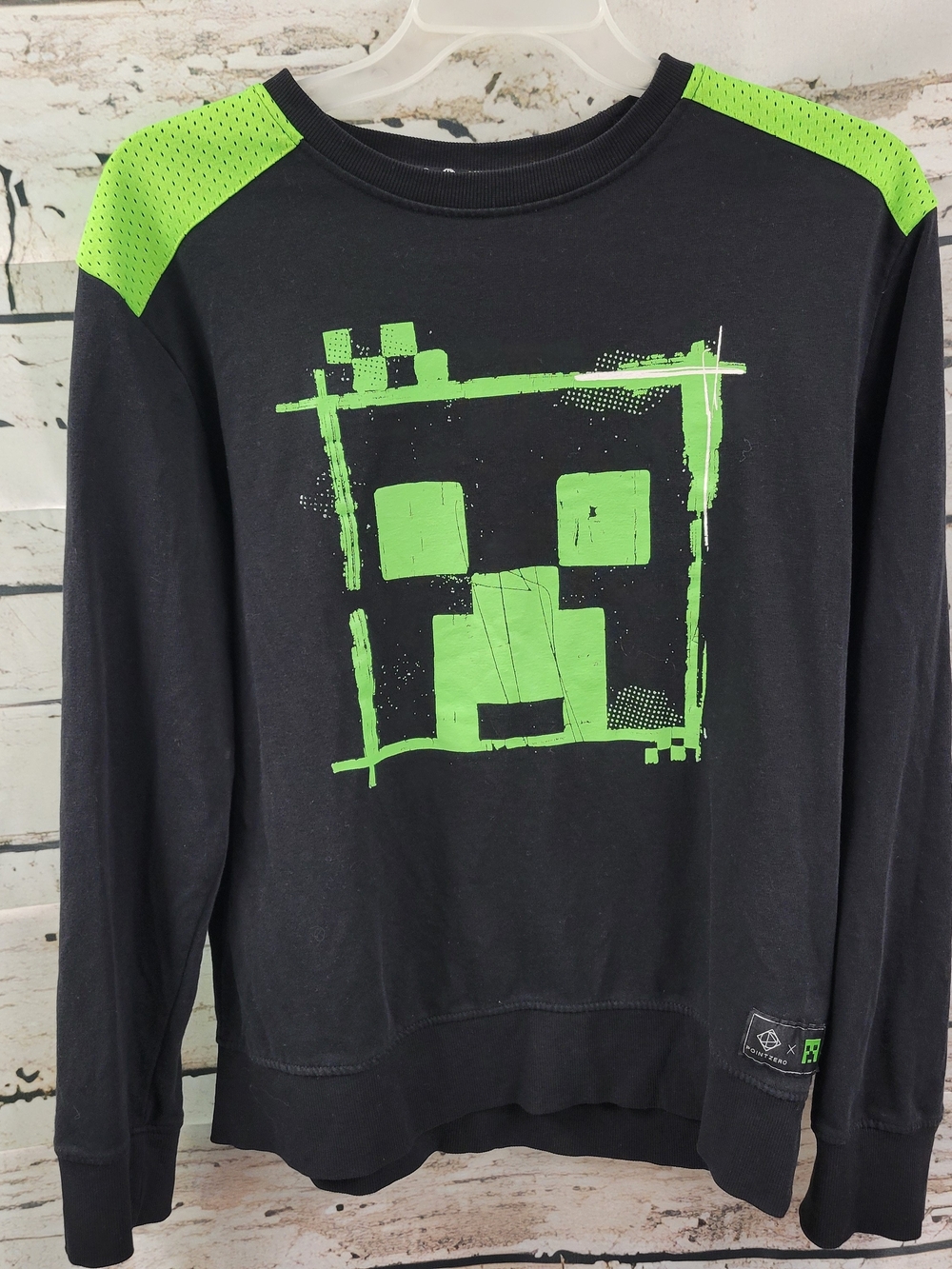 Point Zero Minecraft Creeper Black & Neon Green Sweatshirt M
